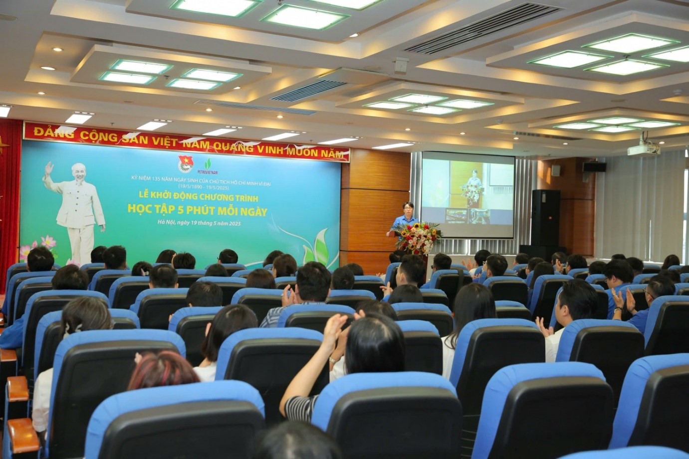 Toàn cảnh buổi lễ tại điểm cầu Hà Nội